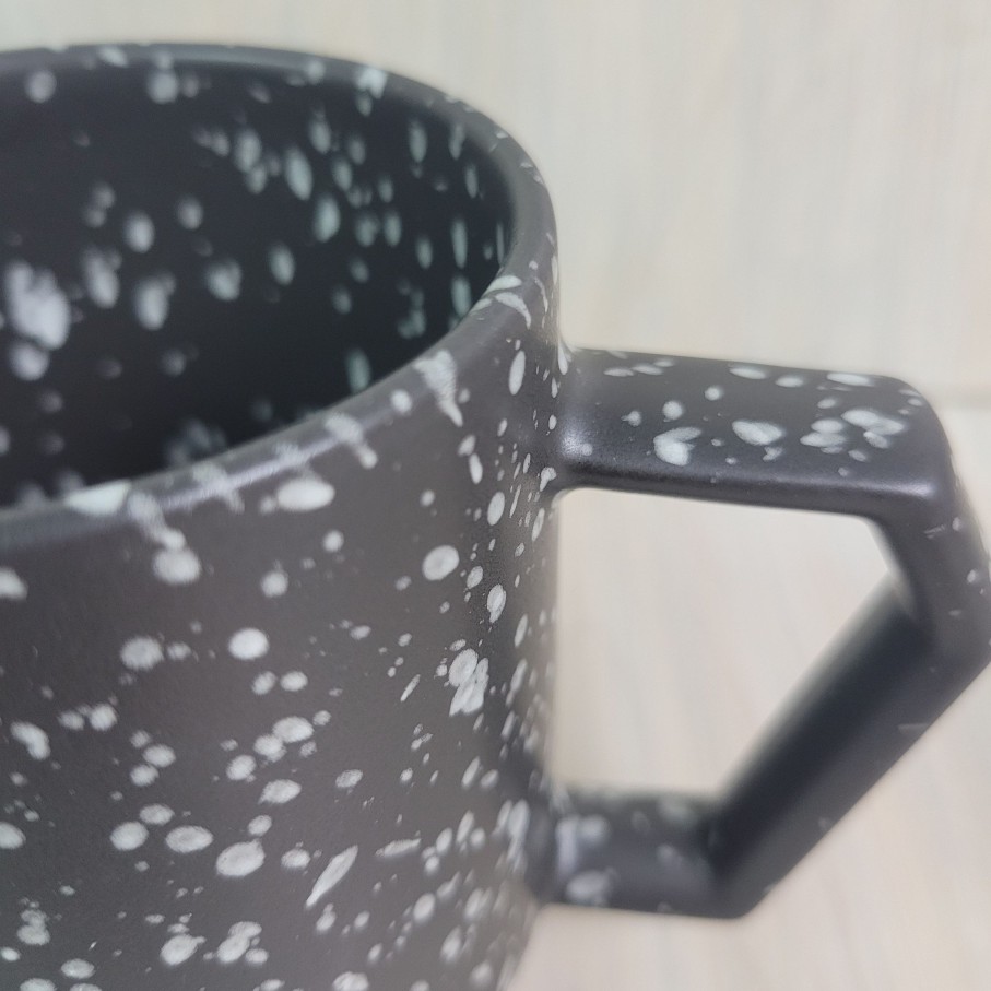 Teaware Portal Tea | Chip Mug - Black