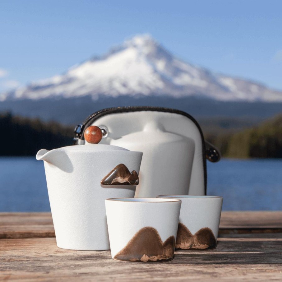 Teaware Portal Tea | Far Mountain Tea Set (W/ Strainer & Tea Cups)